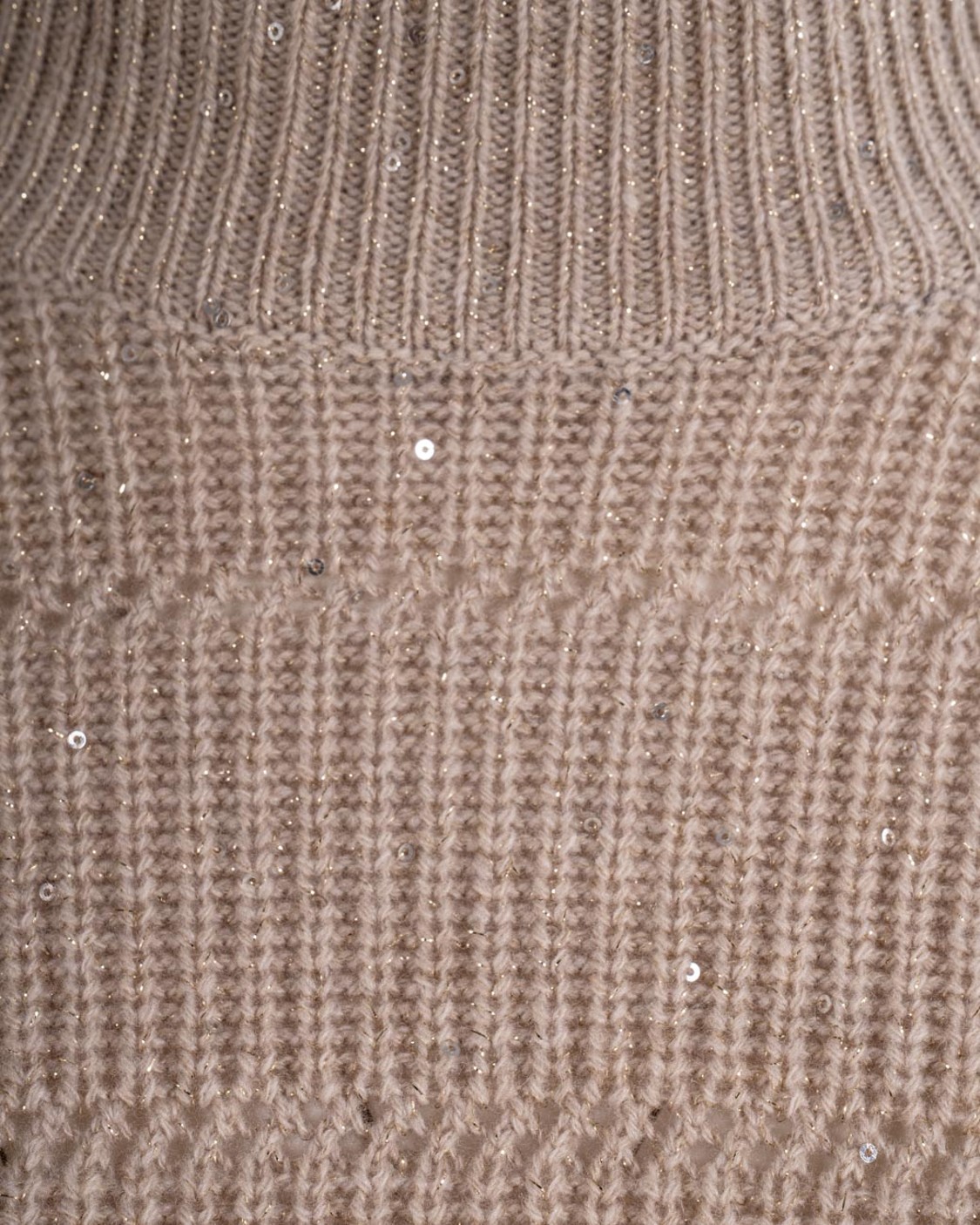 shop BRUNELLO CUCINELLI  Pull: Brunello Cucinelli maglia collo alto in cashmere e lana.
Collo alto.
Spalla abbassata.
Decorazione in pailletes.
Composizione: 47% Lana 47% Cashmere 6% Elastan.
Fabbricato in Italia.. MBM738204-C505 number 1167928